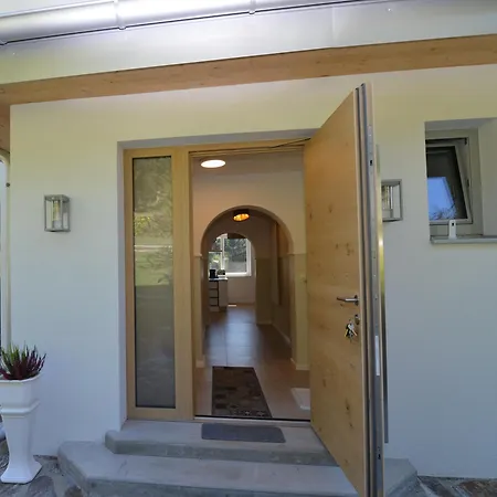 Apartamento Wanderparadies Neuhaus (Baden)